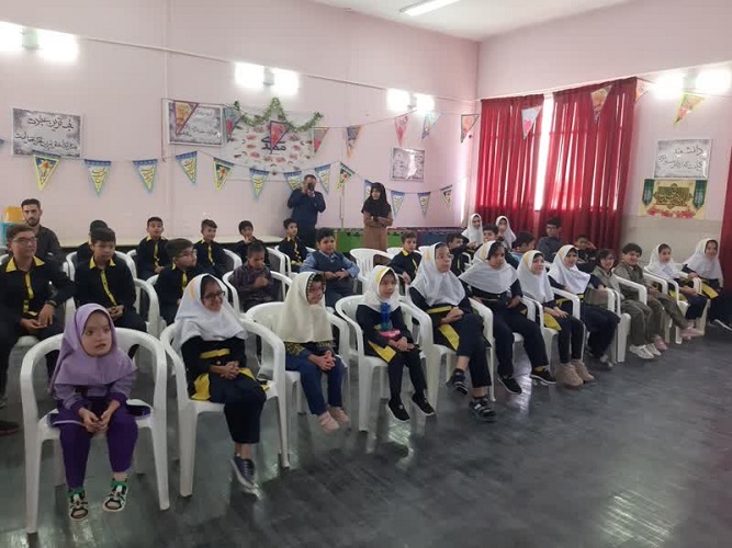 اجرای برنامه های فرهنگی هنری در مرکز فراگیر کانون اصفهان