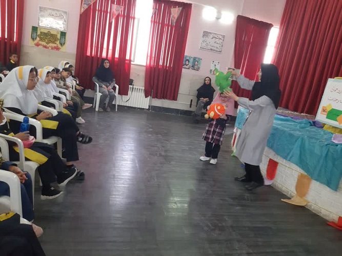 اجرای برنامه های فرهنگی هنری در مرکز فراگیر کانون اصفهان