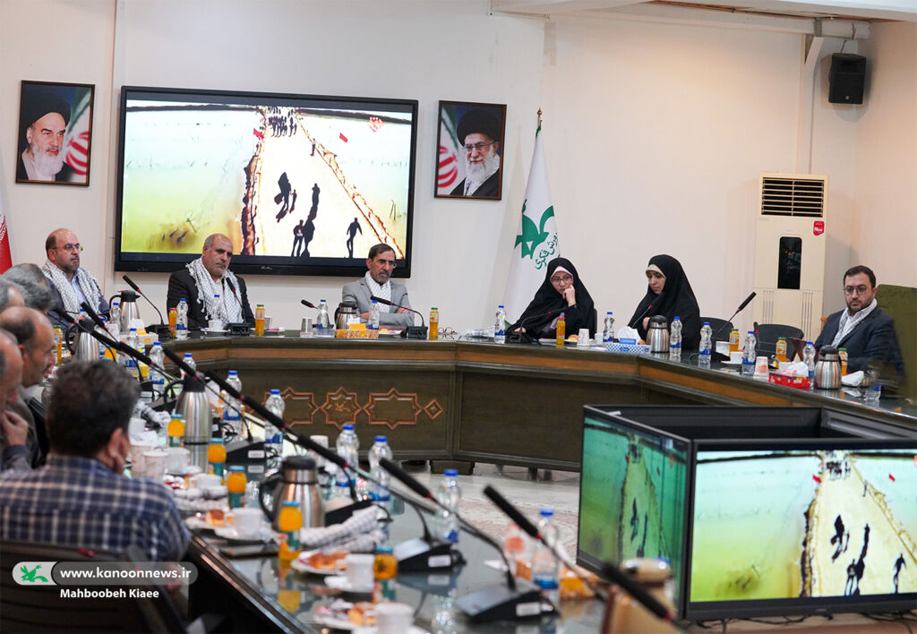 وظیفه کانون انتقال مفاهیم دوران دفاع مقدس به نسل جدید است