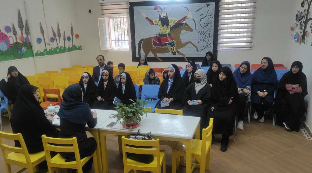 «فقط بابا می تواند من را از خواب بیدار کند» نقد و بررسی شد.