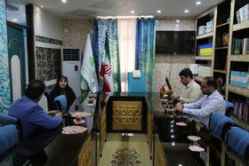 مدیرکل کانون استان بوشهر با سرپرست سازمان فرهنگی، اجتماعی و ورزشی شهرداری بوشهر دیدار کرد