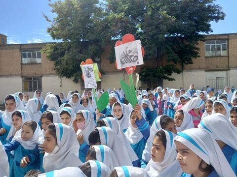اولین گزارش تصویری فعالیت‌های گرامیداشت هفته‌ی وحدت در مراکز کرمانشاه