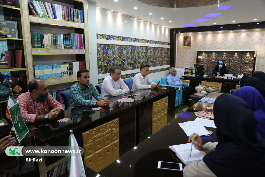 برگزاری نشست هم اندیشی و برنامه ریزی هفته ملی کودک استان بوشهر