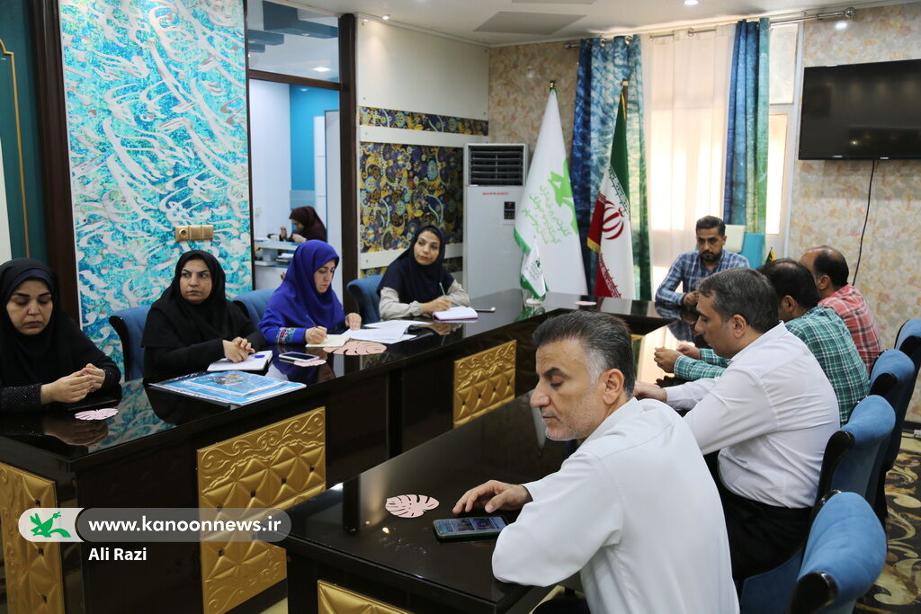 برگزاری نشست هم اندیشی و برنامه ریزی هفته ملی کودک استان بوشهر