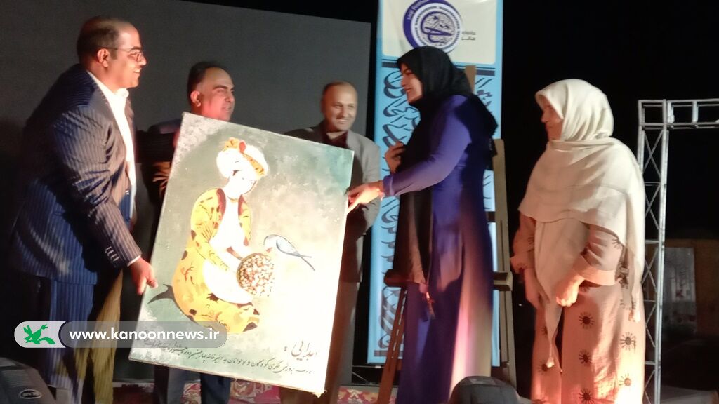 حضور کانون پرورش فکری در جشنواره «پستهخورون»