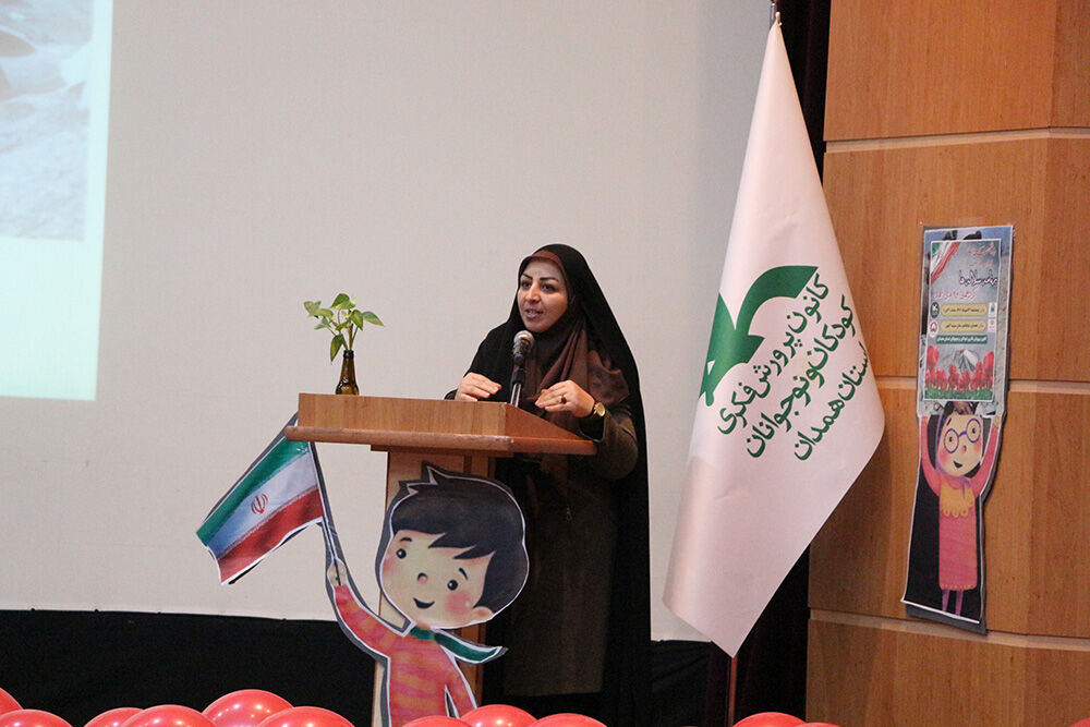 اولین گردهمایی نوه‌های شهید در کشور برگزار شد