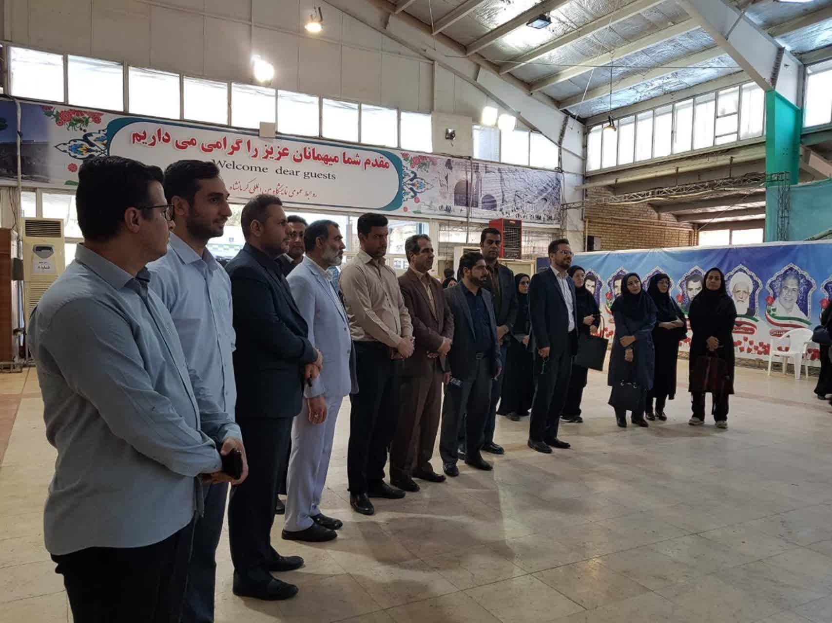بازدید همکاران ستادی شورای هماهنگی فعالیت‌های آموزش و پرورش از نمایشگاه 《آسمان اقتدار》در کرمانشاه