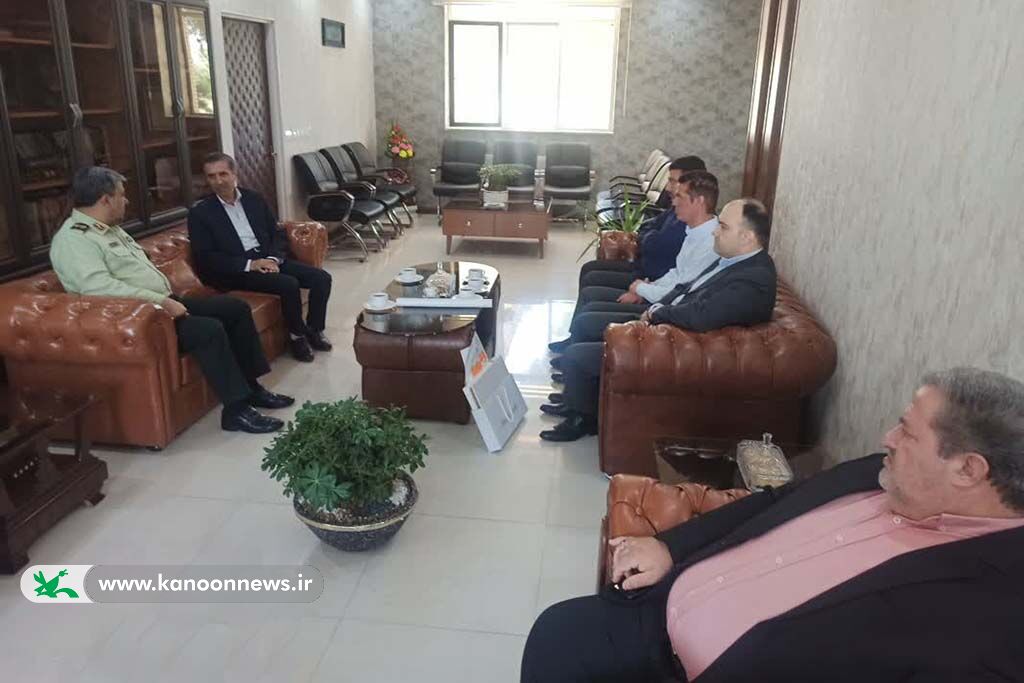 دیدار مدیرکل کانون با فرمانده نیروی انتظامی استان