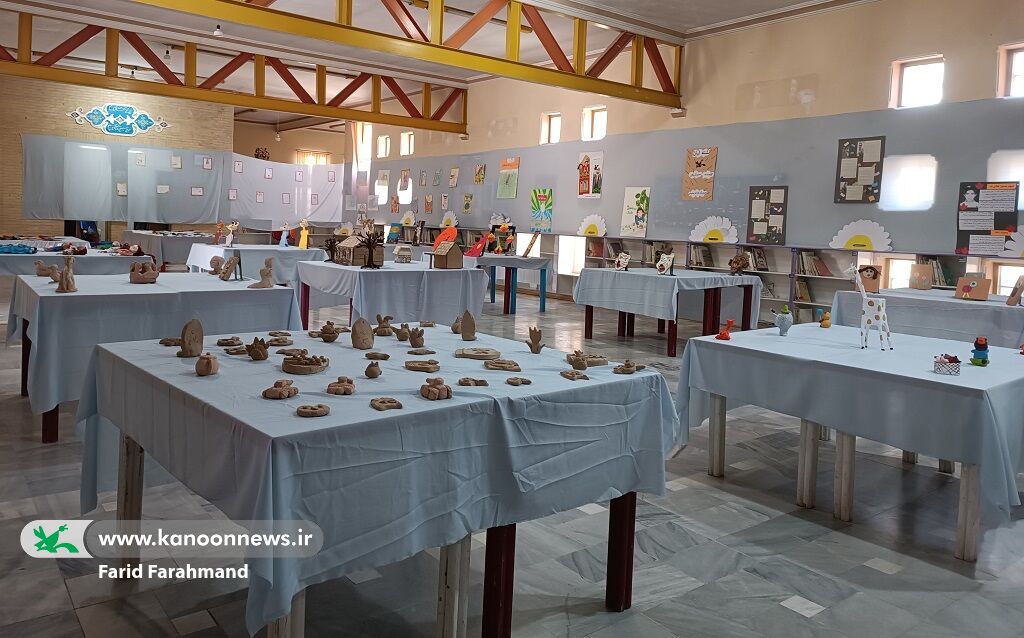 افتتاح نمایشگاه دست سازههای اعضا در مرکز فرهنگیهنری مجتمع زاهدان(سیستان و بلوچستان)