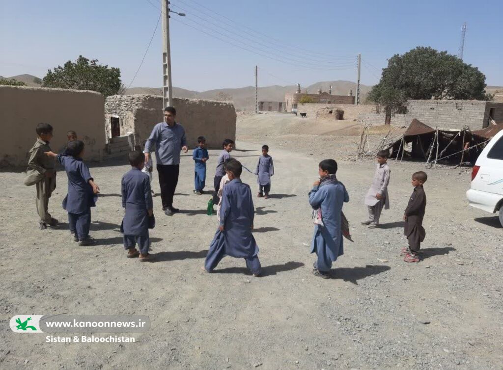 ویژه برنامههای مراکز سیار سیستان و بلوچستان برای کودکان روستایی و عشایری