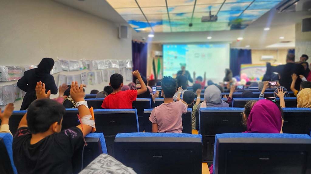 گرامی داشت هفتهی ملی و روز جهانی کودک در بیمارستان امام علی(ع) کرج