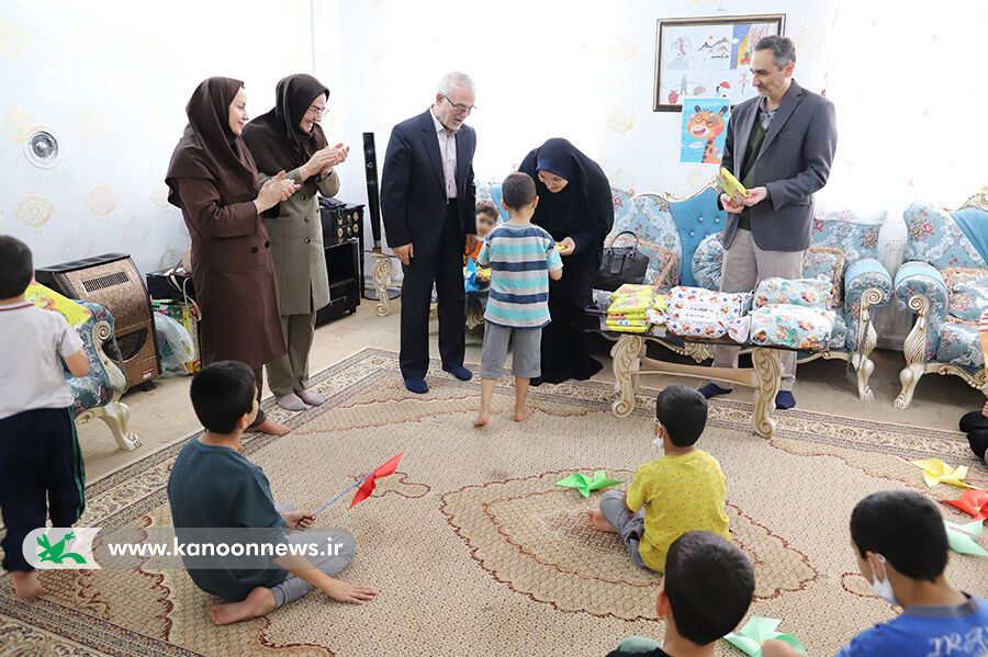 بزم شادی کودکان بیسرپرست در موسسه خیریه شکوفههای اردبیل