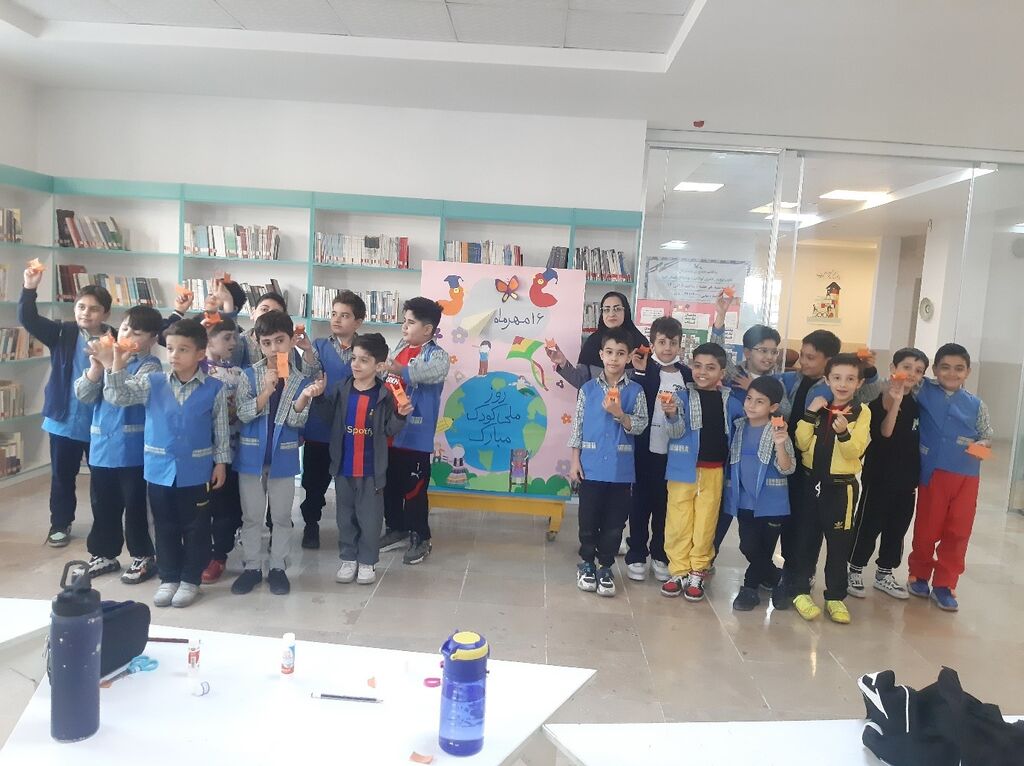 دومین روز هفته‌ی ملی کودک در مراکز کانون البرز / رشد «نهال سبز کودکی» در هشتگرد