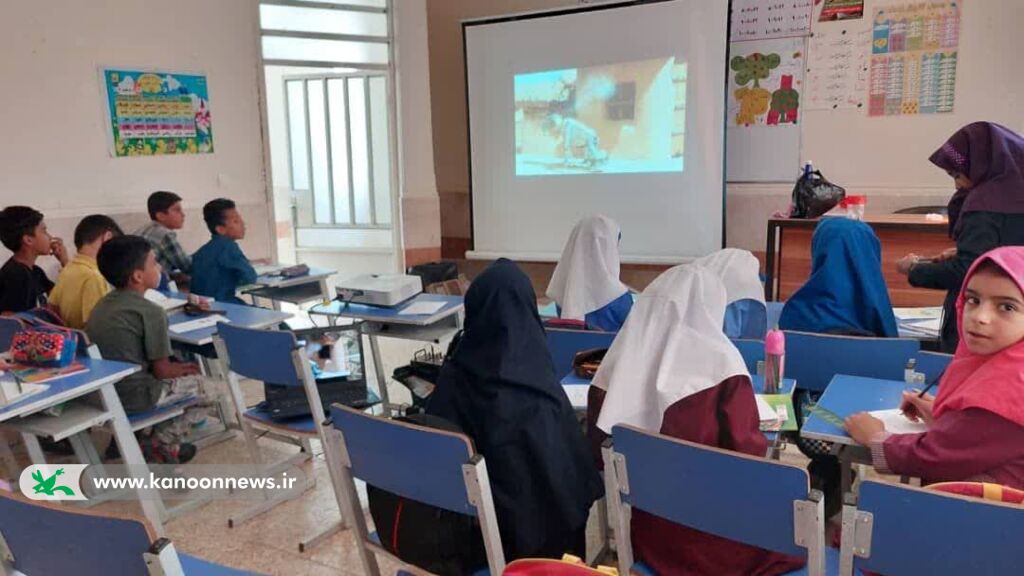 کتابخانه های سیار کانون خوزستان به روستای صراخیه از توابع شهرستان شادگان سفر کردند