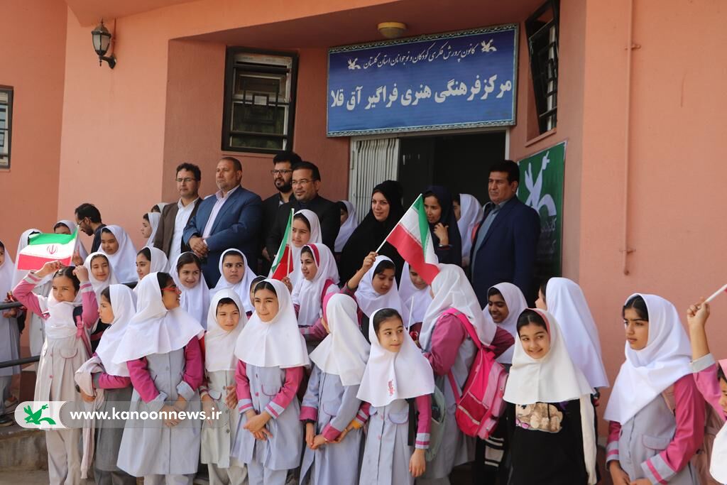 برپایی غرفه و کارگاههای فرهنگیهنری در آق قلا