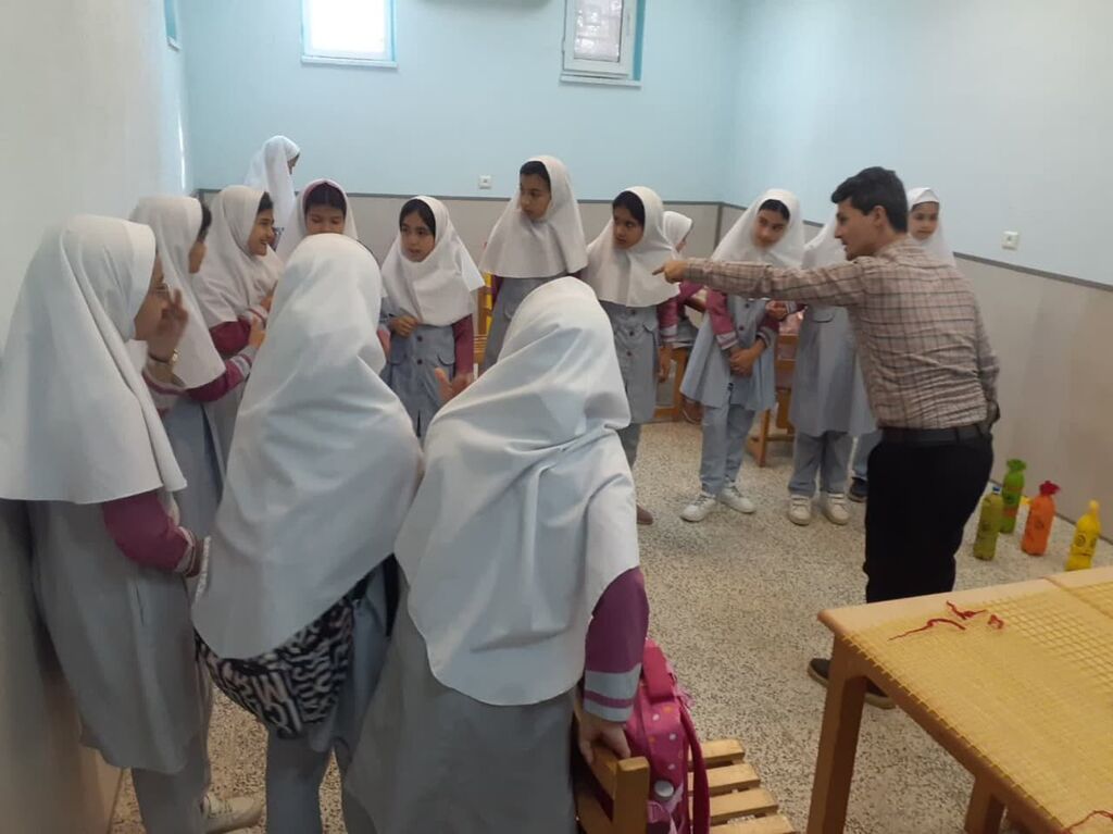 برپایی غرفه و کارگاههای فرهنگیهنری در آق قلا