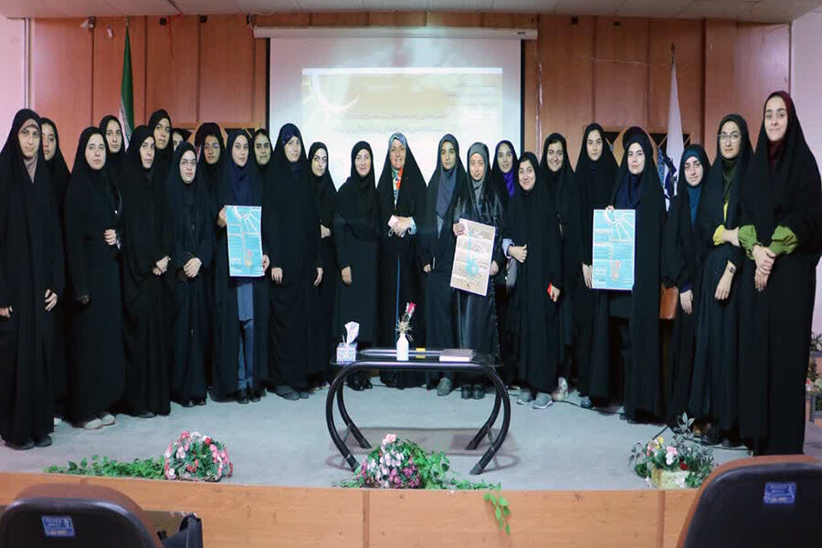 نشست تخصصی نقش قصه در رشد کودکان ونوجوانان