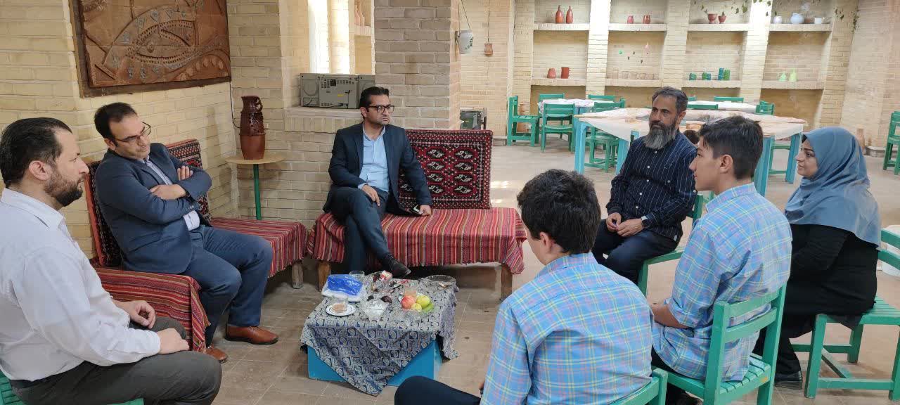 کاشت نهال به مناسبت هفته ملی کودک