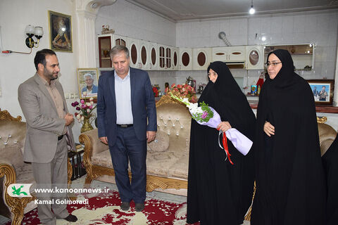 تجلیل از خانواده شهدای کودک شهرستان الشتر استان لرستان