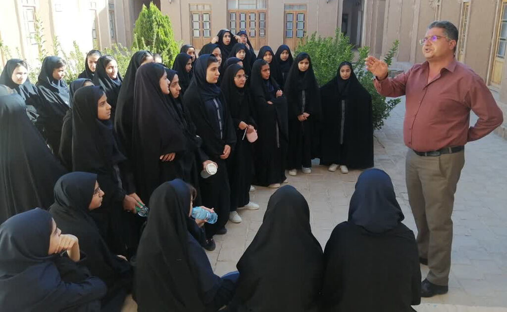 بازدید از موزه تاریخ بهاباد