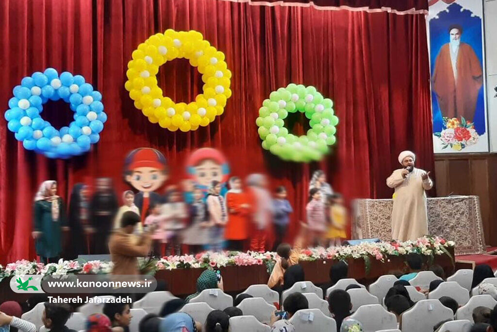 جشن بزرگ گل‌های محمدی در سالن رازی دانشکده سمنان/ ویژه کودکان کار و مراکز شبه‌خانواده
