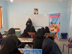 آشنایی دانش آموزان دختر بوشهری با اصول خودمراقبتی