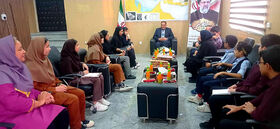 دیدار مربیان و تعدادی از اعضای کانون پرورش فکری کودکان و نوجوانان با  فرماندارشهرستان بندر لنگه