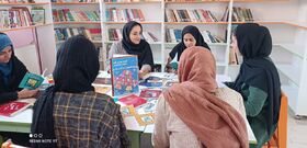 پویش کتابخوانی کودک و والدین در مراکز استان