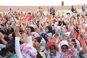 جشن بزرگ هفته ملی کودک در روستای جیم آباد برگزار شد