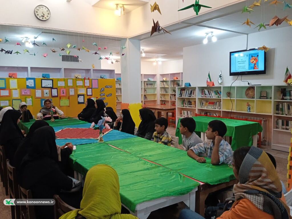 برگزاری چهلمین جلسه‌ی انجمن قصه گویی استان در مرکز شماره یک و فراگیر بیرجند برگزار شد