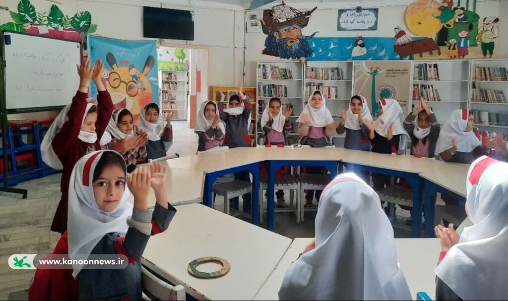 ویژه برنامههای هفته ملی کودک در مرکز گرماب کانون زنجان