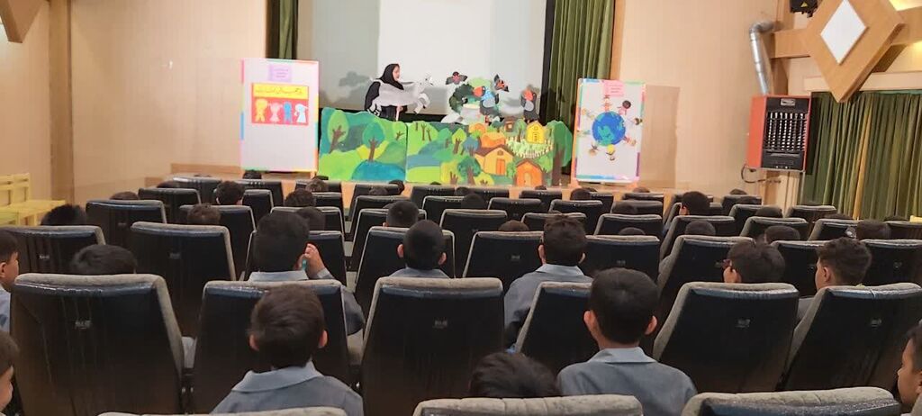 پنجمین روز از هفته‌ی ملی کودک در مراکز کانون البرز