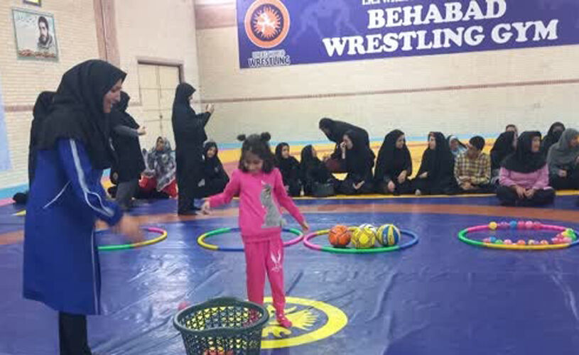 اجرای جُنگ شادی برای کودکان با نیازهای ویژه در شهرستان بهاباد