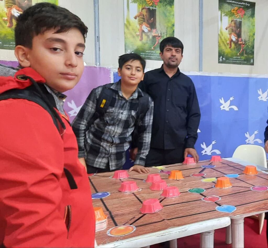 در ششمین روز هفته ملی کودک از مهرواره قصه‌گویی تا بازدید از حمام حاج تراب