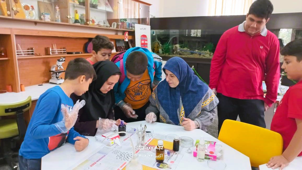 در چهارمین جلسه انجمن زیستشناسی سلولهای بنیادی رنگ آمیزی شدند.