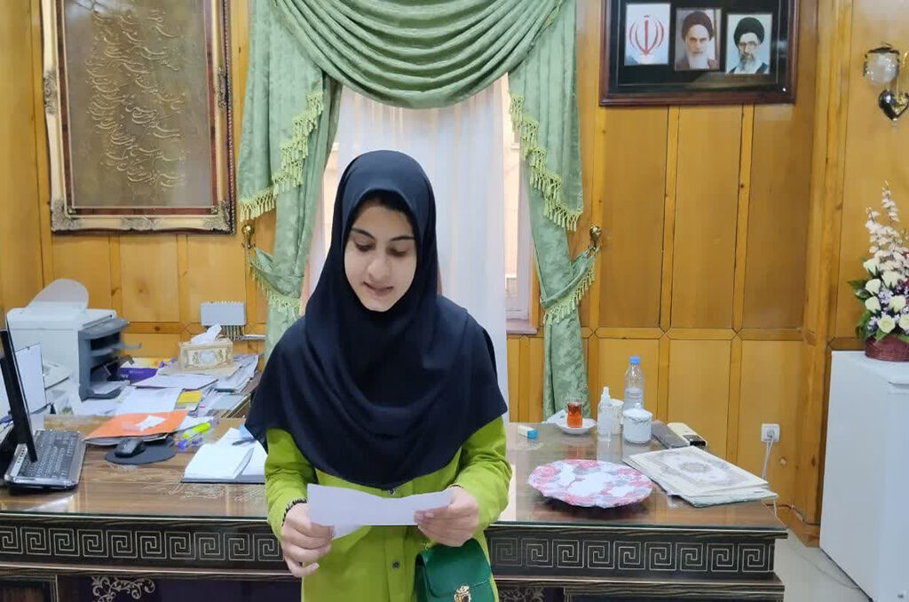 همنشینی مربیان و اعضای برگزیده کانون تالش با فرماندار