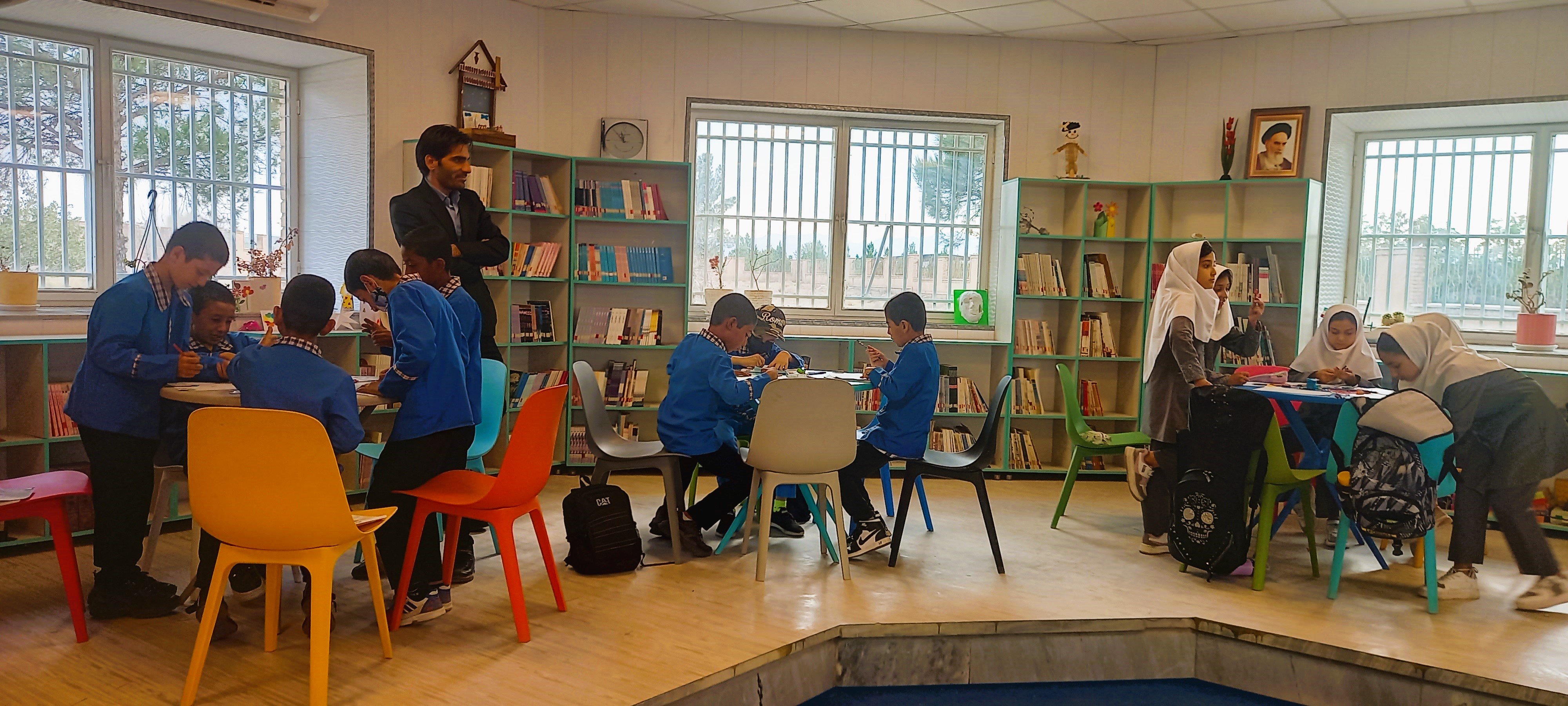 دانشآموزان میهمان مرکز اخترآباد شدند