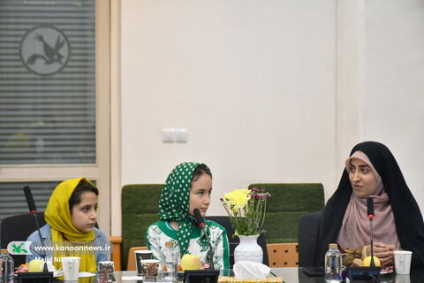 نشست معاون امور زنان و خانواده رییس جمهور با دختران و مادران در کانون