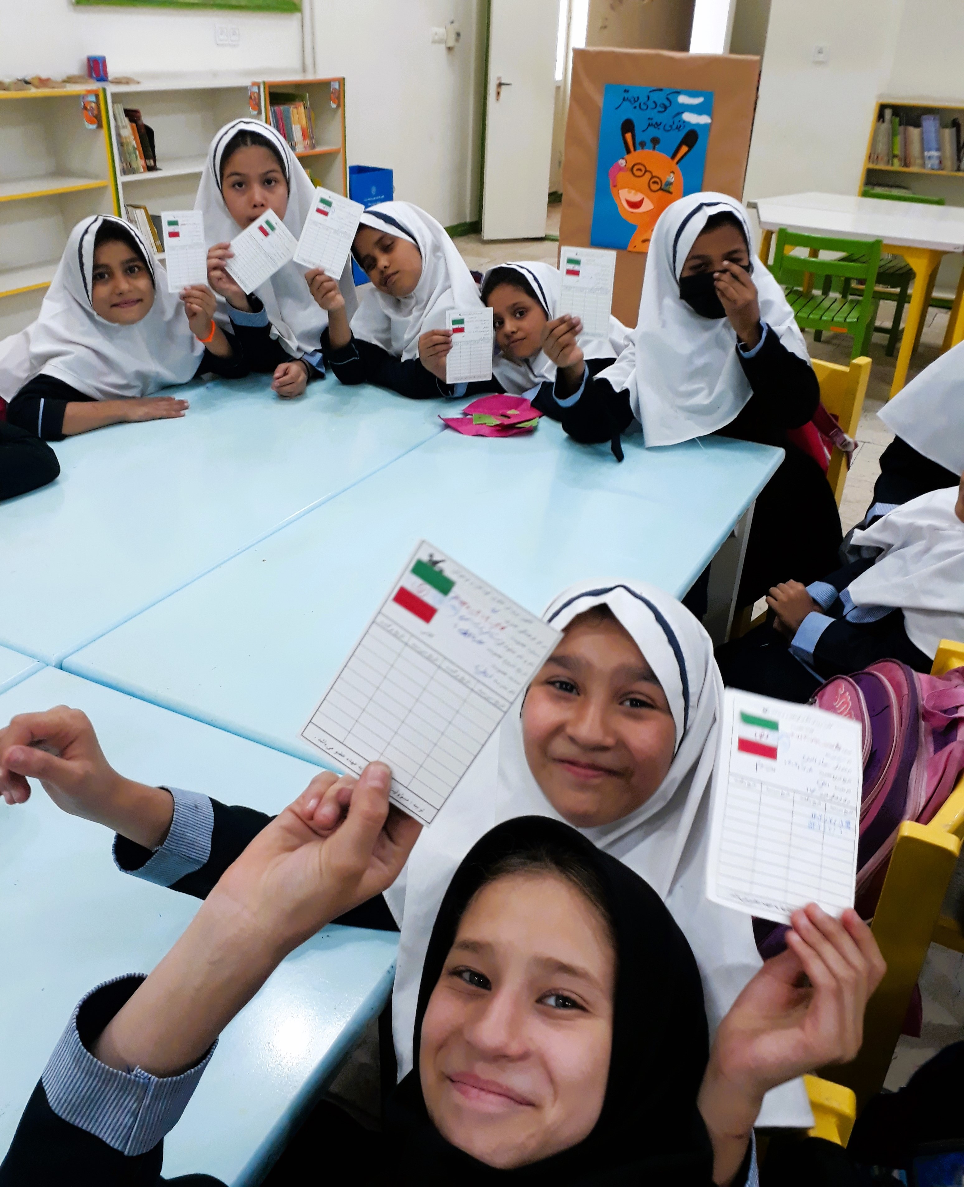 برای کودکان کار در هفته ملی کودک شادی آفرید