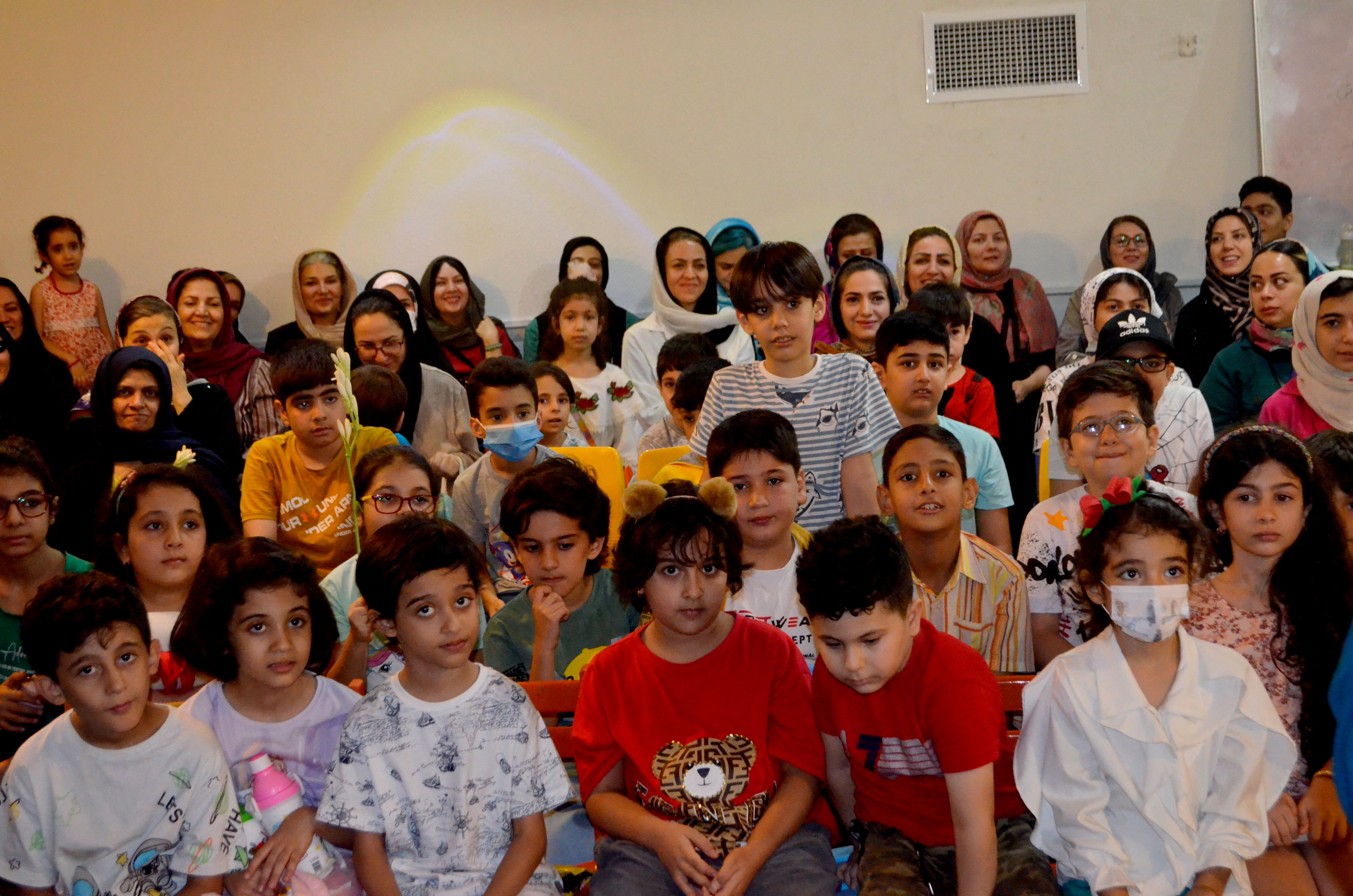 ویژهبرنامهها و فعالیتهای هفتهی ملی کودک در مرکز 15 برگزار شد