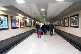 گشایش نمایشگاه نقاشی کودکان در مترو ولیعصر تهران