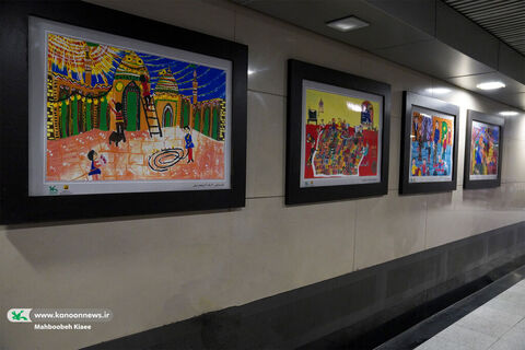 آیین گشایش نمایشگاه نقاشی کودکان در مترو ولیعصر تهران