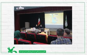 نشست هم‌اندیشی مروجان بیست و پنجمین جشنواره بین المللی قصه‌گویی در کانون خوزستان