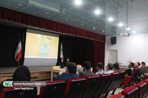 نشست هم‌اندیشی مروجان بیست و پنجمین جشنواره بین المللی قصه‌گویی کانون خوزستان