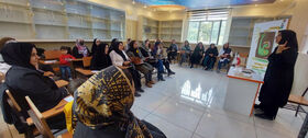 نشست ویژه "مادران قصه‌گو" در مرکز شماره ۳ تبریز