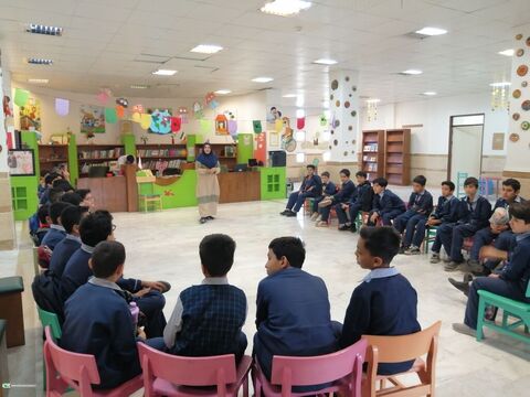 بازدید دانش آموزان مدرسه شهید سلیمانی