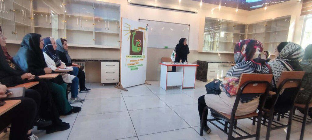 نشست ویژه "مادران قصهگو" در مرکز شماره ۳ تبریز