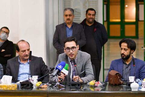 رونمایی کتاب «از گلوله تا گنجشک»