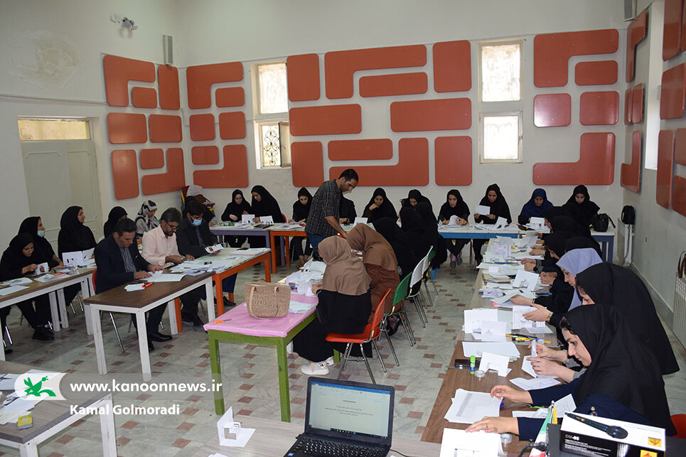 دوره آموزشی پاپ آپ در کانون لرستان