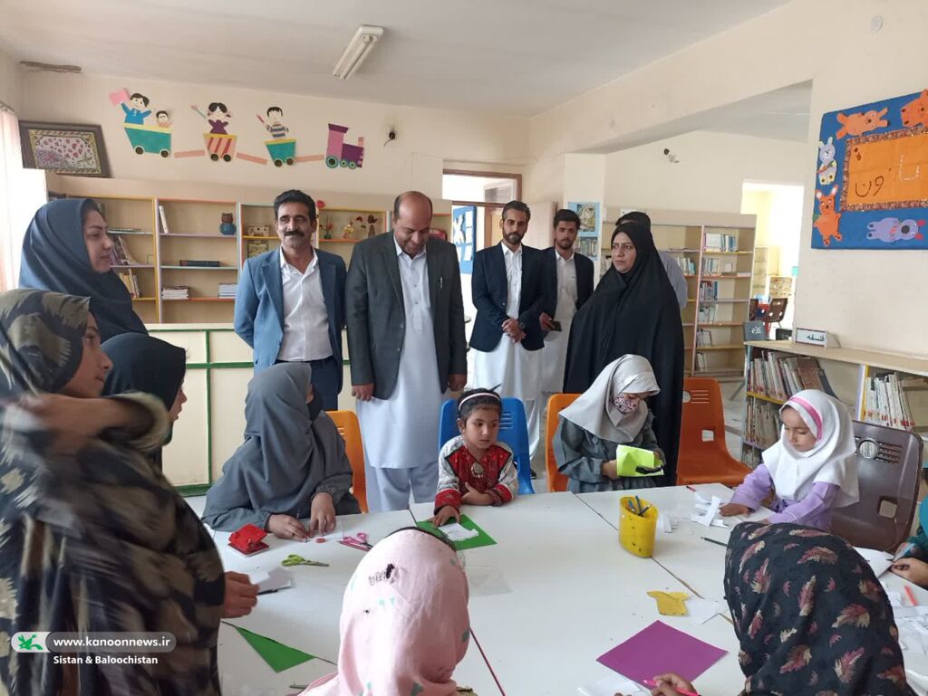 بازدید مدیرکل دفتر امور اجتماعی و فرهنگی استانداری سیستان و بلوچستان از مرکز فرهنگیهنری میرجاوه